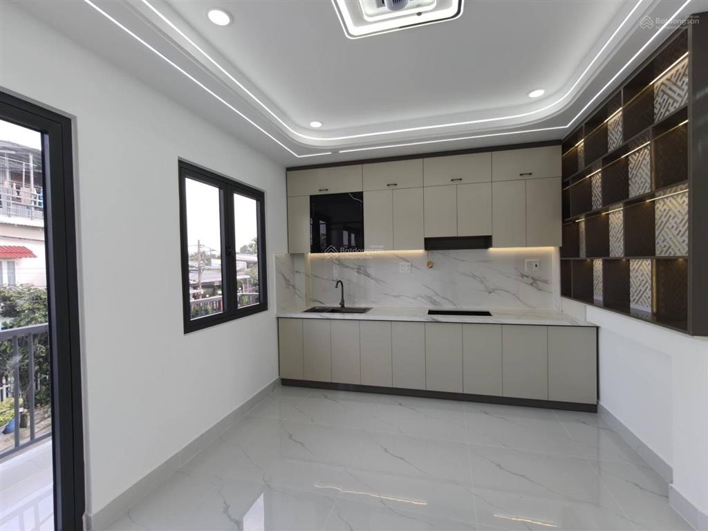 Bán nhà đẹp lê văn khương gara ô tô trong nhà, giá nhỉnh 6 tỷ