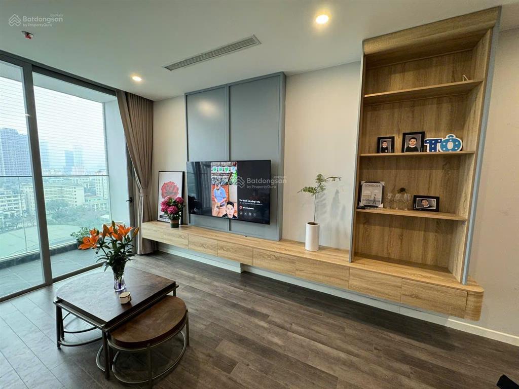 Cho thuê cc 3pn, 2wc, 116m2, 28 triệu vnd tại chung cư the nine, phường mai dịch, hà nội hot!