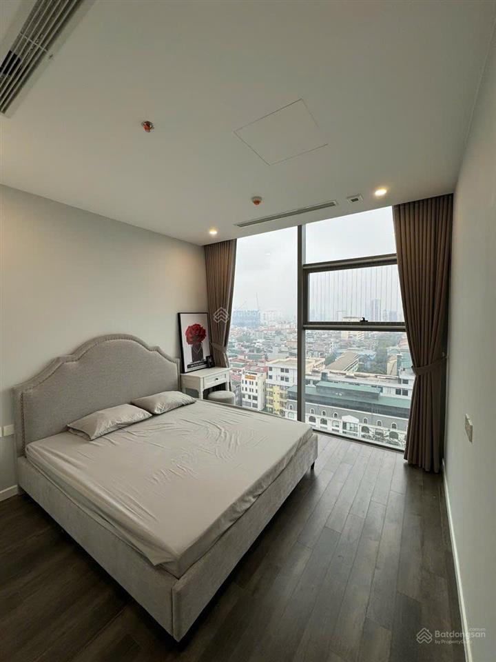 Cho thuê cc 3pn, 2wc, 116m2, 28 triệu vnd tại chung cư the nine, phường mai dịch, hà nội hot!