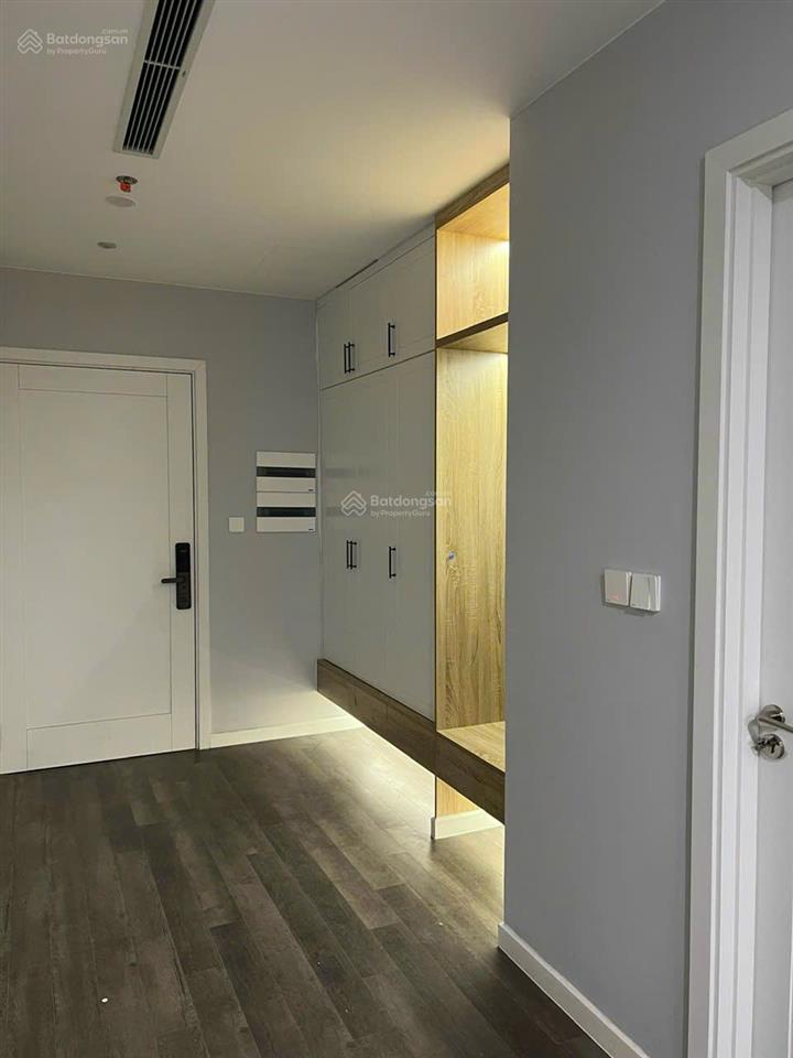 Cho thuê cc 3pn, 2wc, 116m2, 28 triệu vnd tại chung cư the nine, phường mai dịch, hà nội hot!