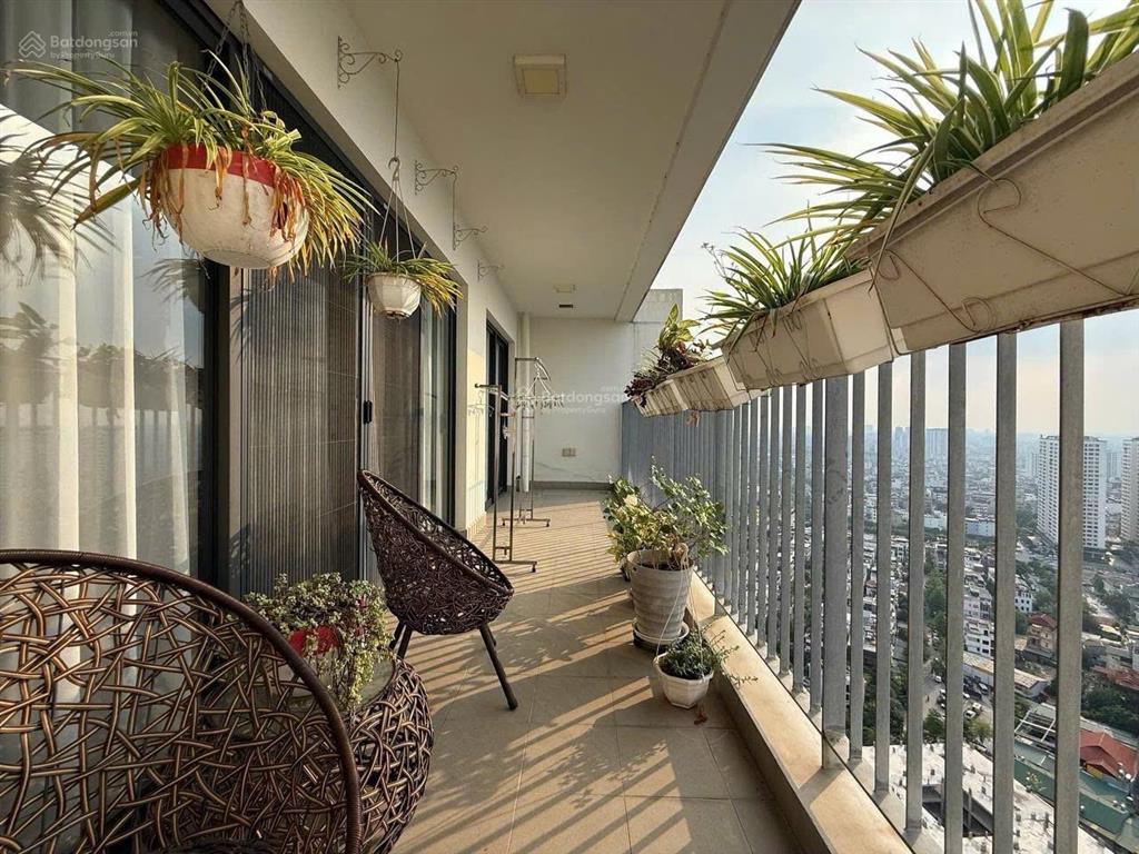Cho thuê căn hộ 4pn dự án kosmo tây hồ  ngoại giao đoàn   em hướng 0336 426 ***