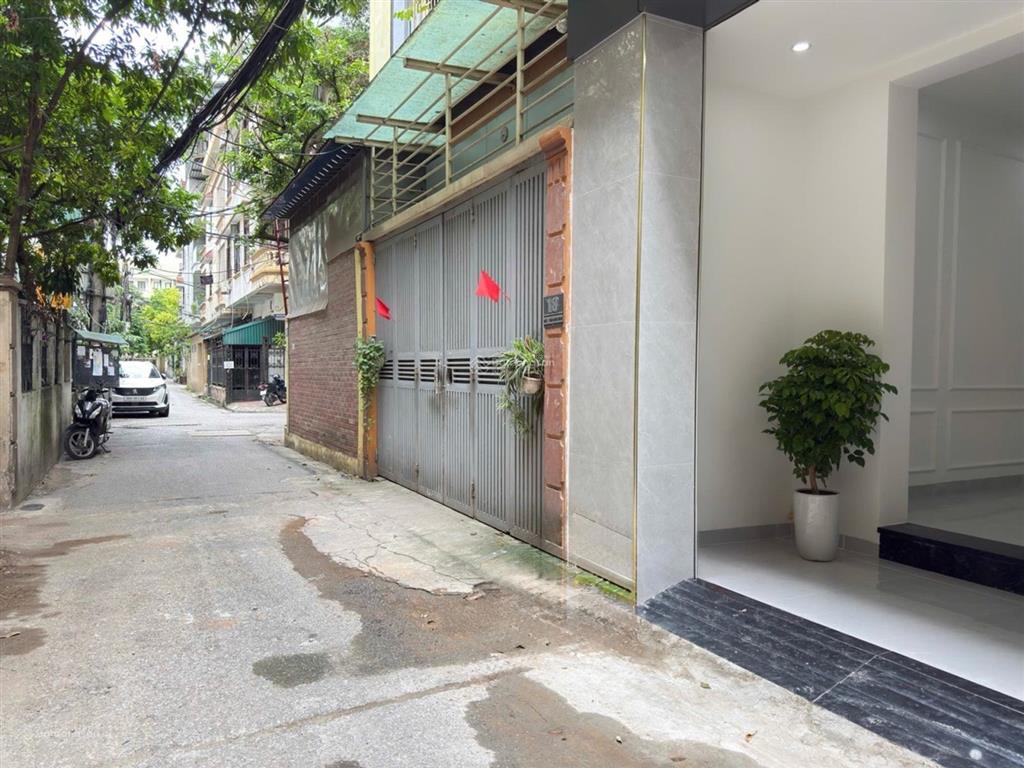 Bán nhà phố trần quốc hoàn  cầu giấy, khu phân lô, 60m2, 6 tầng, 22 tỷ