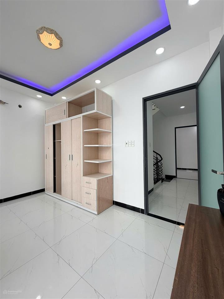 Bán nhà 3 tầng hxh trường lưu  gần chợ long trường quận 9  51m  chỉ 4,25 tỷ