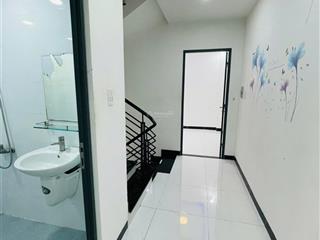 Rẻ nhất kv  chỉ 4,25 tỷ  bán nhà 3 tầng  hxh trường lưu gần chợ long trường  q9