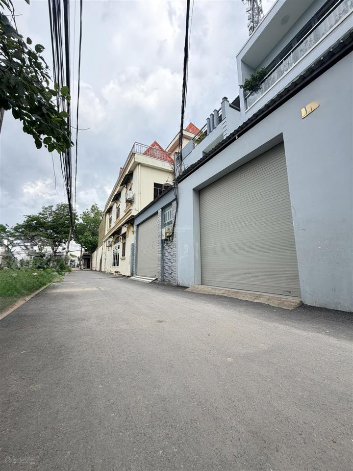 Bán đất 1/ bưng ông thoàn gần liên phường phú hữu  q 9 81m chỉ 4,6tỷ