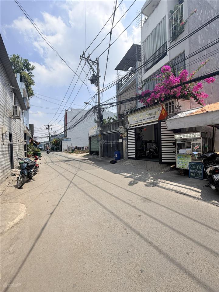 Bán đất 1/ gò cát  62m²  gần vòng xoay nguyễn duy trinhphú hữu  chỉ 4,5 tỷ