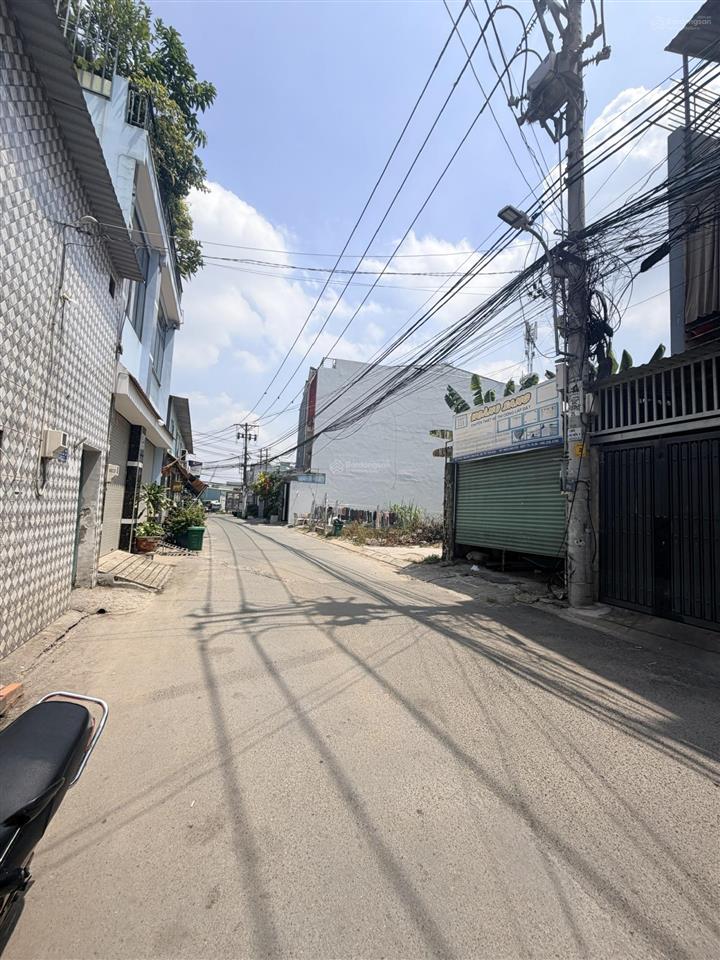 Bán đất 1/ gò cát  62m²  gần vòng xoay nguyễn duy trinhphú hữu  chỉ 4,5 tỷ