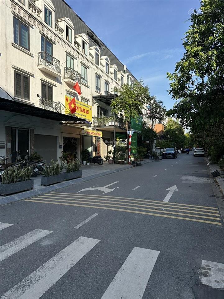 Bán đất mặt phố nguyễn văn lộc, hà đông. 52m, vị trí kinh doanh cà phê, nhà hàng siêu đỉnh 15,9tỷ.