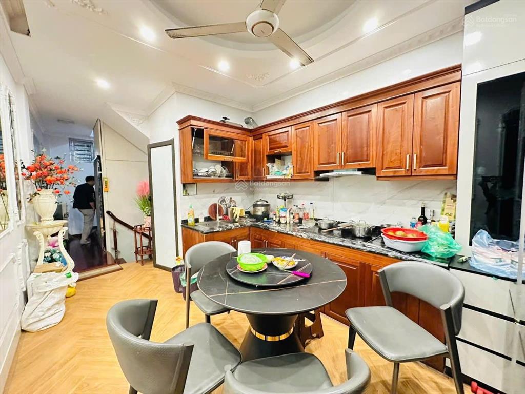 Bán nhà 46m2 x 6 tầng thang máy  đường ô tô, chiến thắng văn quán hà đông 13 tỷ.
