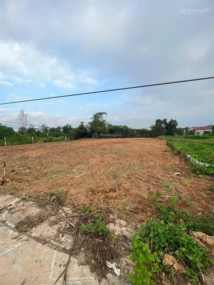 Chính chủ bán nhà đất 150m2 sát khu đấu giá hữu văn chương mỹ hà nội đường rộng 7m giá 2 tỷ.