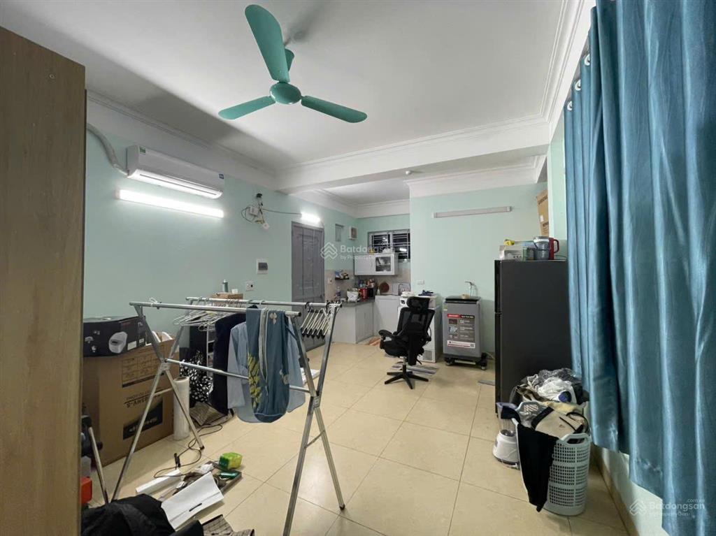 Chủ nhà cho thuê căn hộ khép kín 50 m2 đường cổ nhuế