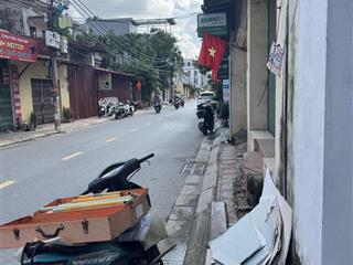 Bán nhà 100m2 mặt đường nguyễn quý trị.