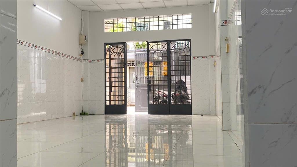 Chính chủ bán nhà hẻm 1 sẹc đoàn văn bơ q4 nở hậu l 7m, cách mặt tiền 15m