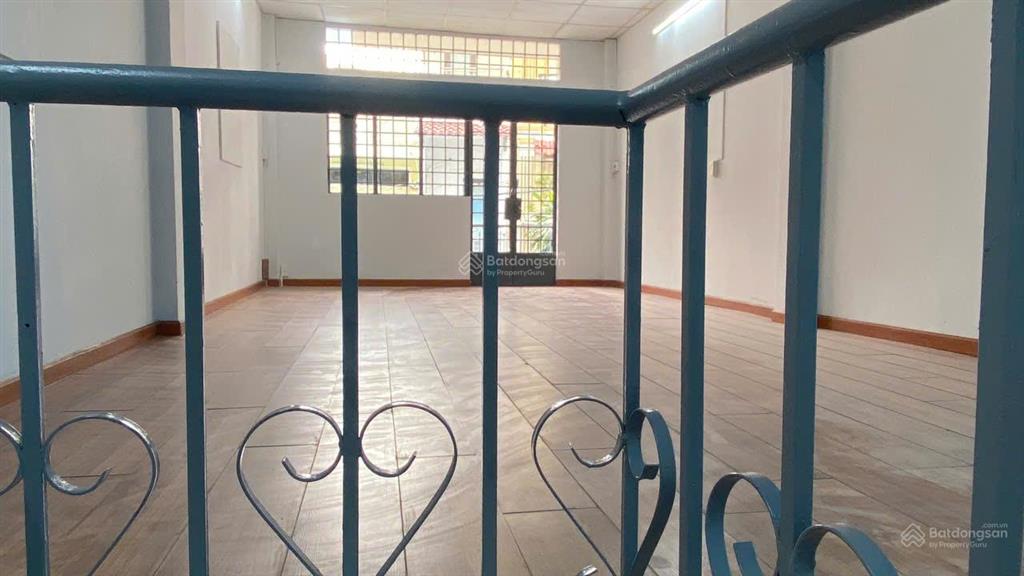 Chính chủ bán nhà hẻm 1 sẹc đoàn văn bơ q4 nở hậu l 7m, cách mặt tiền 15m
