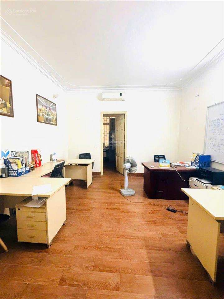 Cho thuê nhà nguyên căn mặt phố cổ linh  phân lô  vỉa hè  ô tô tránh  kinh doanh sầm uất.