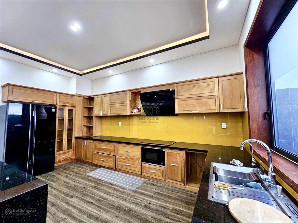 Cho thuê nhà 2 lô 3 tầng 4 phòng ngủ full nội thất khu hà quang 2 giá 35 triệu/tháng