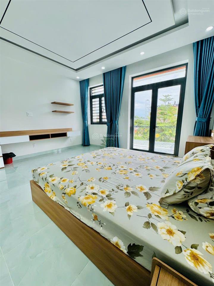 Cho thuê nhà 3 tầng 4 phòng ngủ khu đô thị mỹ gia gói 5 giá 24 triệu/tháng