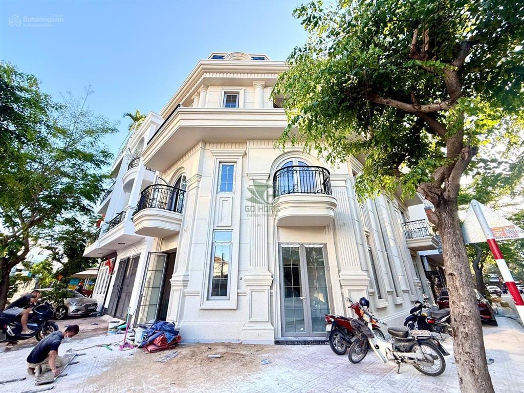 **cho thuê villa góc 3 tầng mới xây siêu đẹp khu hà quang 2 giá 50 triệu/tháng**