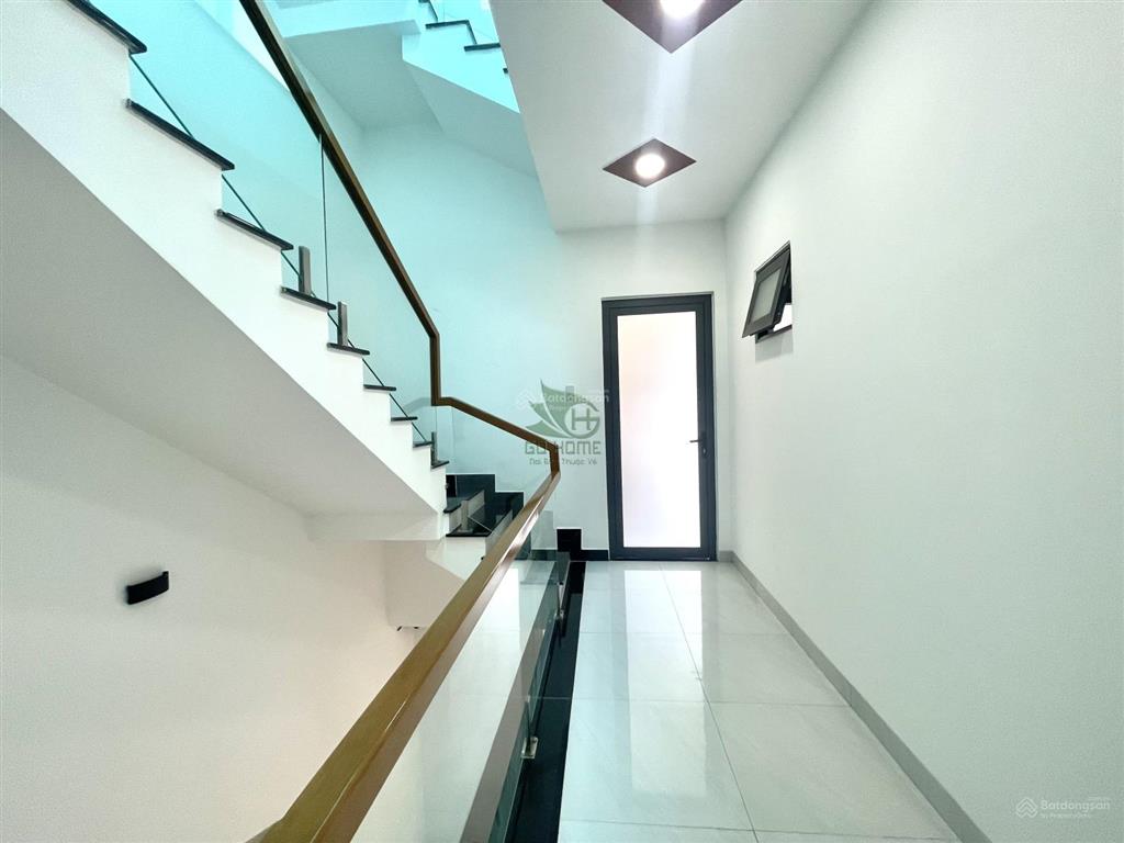 Cho thuê nhà nguyên căn 4 tầng khu đô thị bắc nha trang  giá 15 triệu/tháng