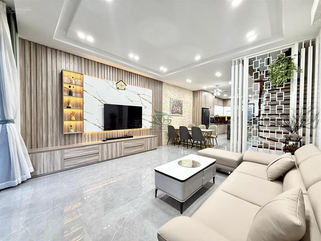 Cho thuê nhà đẹp 3 phòng ngủ full nội thất khu đô thị mỹ gia gói 8 giá 30 triệu/tháng