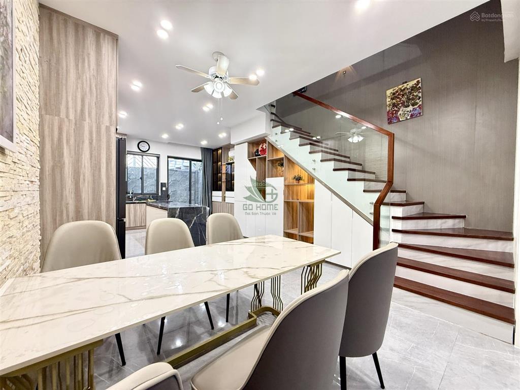 Cho thuê nhà đẹp 3 phòng ngủ full nội thất khu đô thị mỹ gia gói 8 giá 30 triệu/tháng