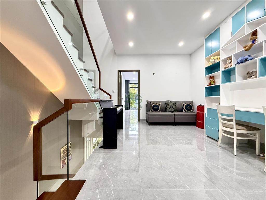 Cho thuê nhà đẹp 3 phòng ngủ full nội thất khu đô thị mỹ gia gói 8 giá 30 triệu/tháng