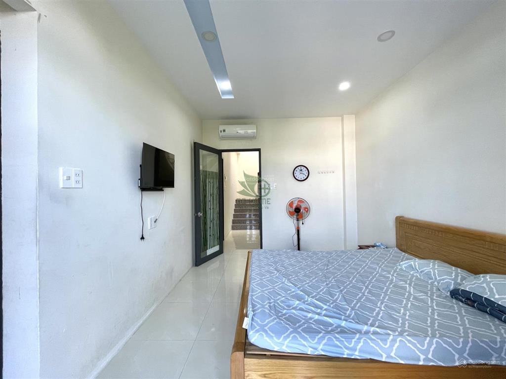 Cho thuê nhà ở kinh doanh 4 tầng  4 phòng ngủ  nam nha trang  20 triệu/tháng