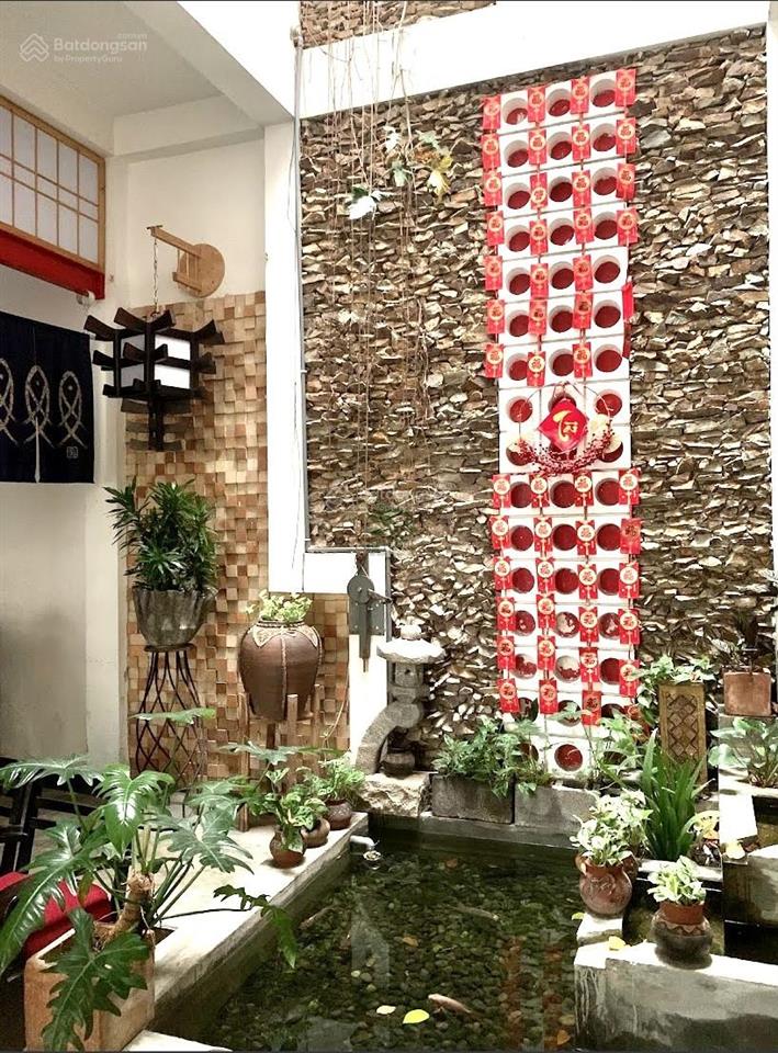 Cho thuê mặt bằng sân vườn mặt tiền 8.5m giá khu trung tâm nha trang 70 triệu/tháng