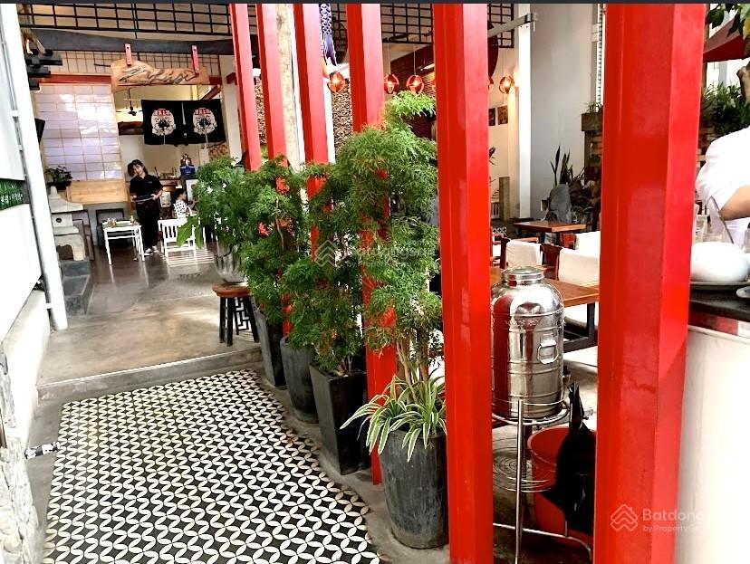 Cho thuê mặt bằng sân vườn mặt tiền 8.5m giá khu trung tâm nha trang 70 triệu/tháng