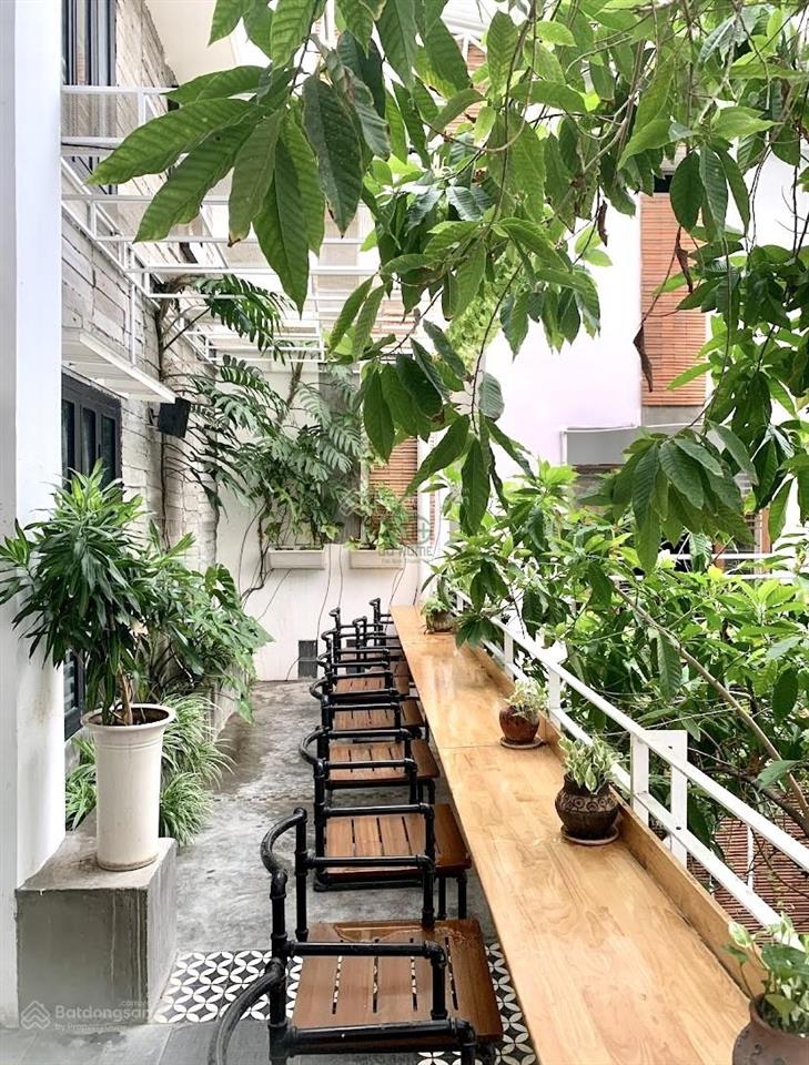 Cho thuê mặt bằng sân vườn mặt tiền 8.5m giá khu trung tâm nha trang 70 triệu/tháng
