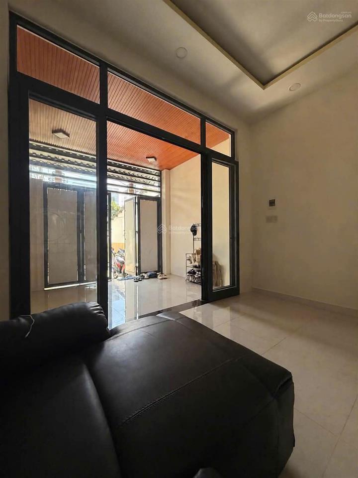 Cho thuê nhà mới 3 phòng ngủ full nội thất khu bắc nha trang giá 16 triệu/tháng