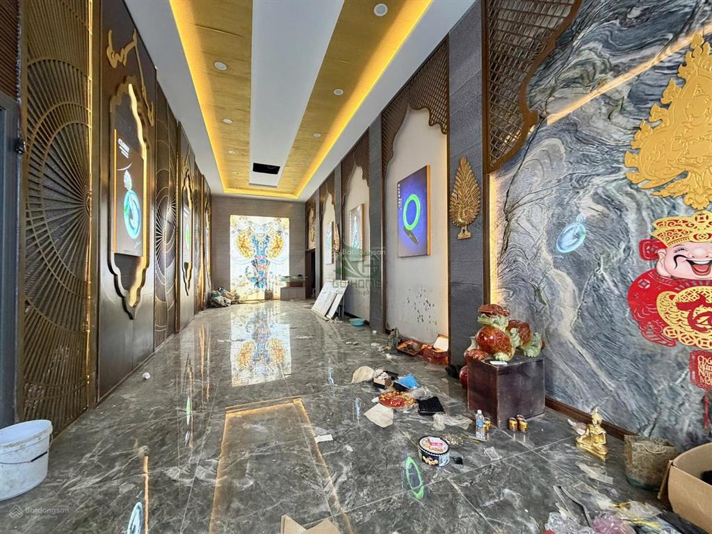 Cho thuê kho xưởng 2500m² khu vĩnh thạnh giá 120 triệu/tháng