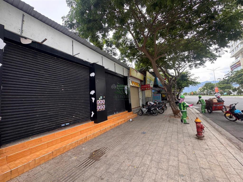 Cho thuê mặt bằng trần phú lộc thọ 500m2 giá 200 triệu/tháng nha trang
