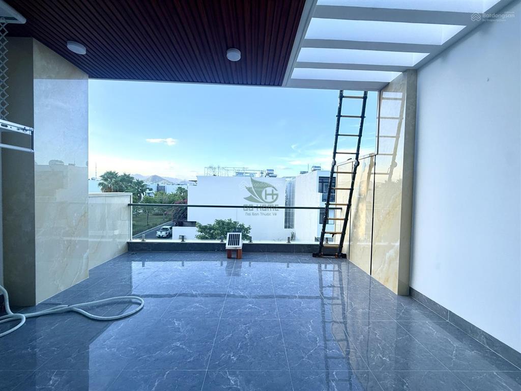 Cho thuê nhà 3 phòng ngủ mới full nội thất có thang máy khu đô thị mỹ gia giá 35 triệu/tháng