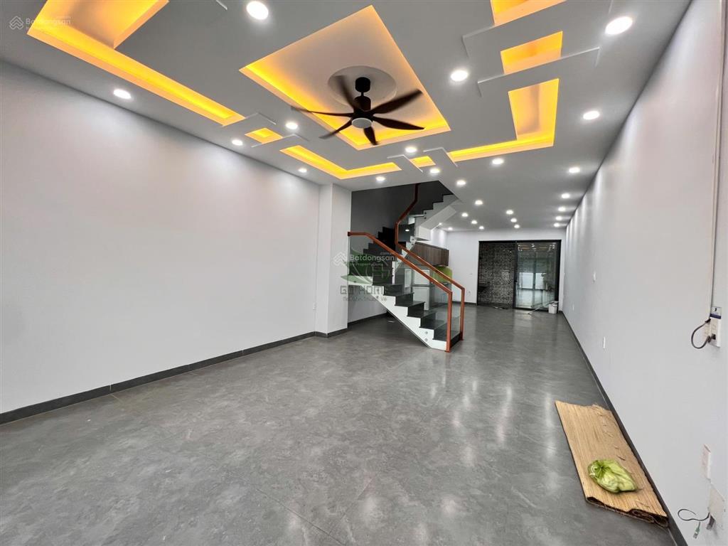 Cho thuê nhà ở kinh doanh 3 tầng khu phước long giá 25 triệu/tháng