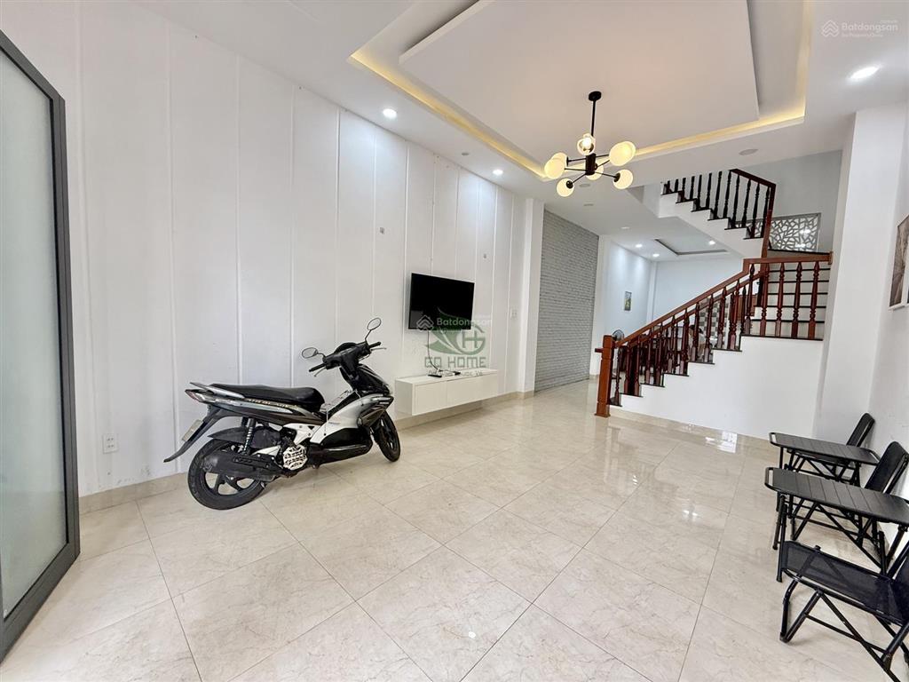 Cho thuê nhà ở kinh doanh 3 phòng ngủ 3 tầng khu hà quang 2 giá 16 triệu/tháng