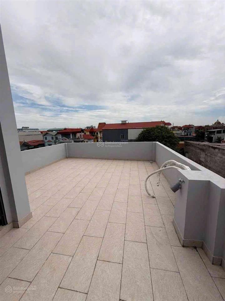Bán nhà cổ dương, 4 tầng ô tô đỗ gần, gần trường archimedes, chỉ quanh 4tỷ