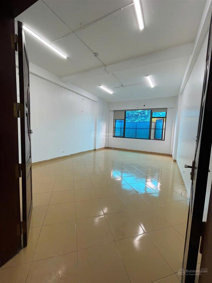 Cho thuê toà nhà 8 tầng tại khu gần nguyễn chánh