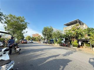 Bán lô đất khu đô thị 1b sát trường đại học fpt