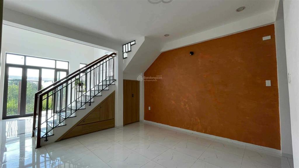 Bán nhà 2 tầng sát khu công nghiệp điện nam điện ngọc