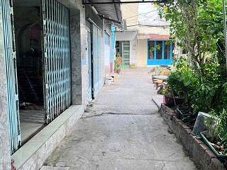 Bán nhà Bình Chánh, 4 x 11.5, gần Khu dân cư Phong Phú, 3 tầng, 4.x Tỷ.