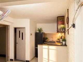 Gần hoàng sa  quận 3  hxh cách 5m  30m ra mặt tiền  2 tầng lầu  dt 55m  chỉ 5,x tỷ.
