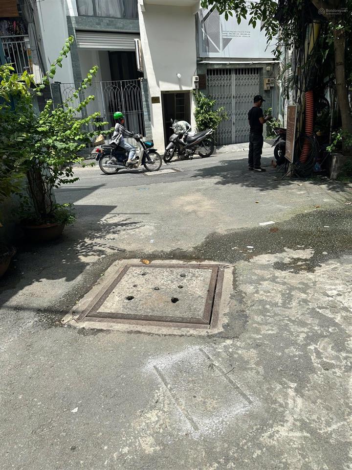 Tân bình nhà 3 tầng mới đẹp, hẻm xe tải 5m gần âu cơ nhỉnh 4 tỷ