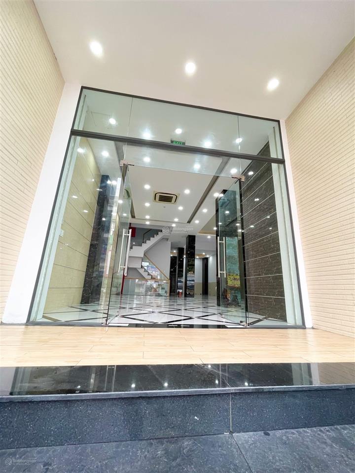 Toà nhà 514 lạc long quân 167m2 (8x21)m hầm 7 lầu  thang máy