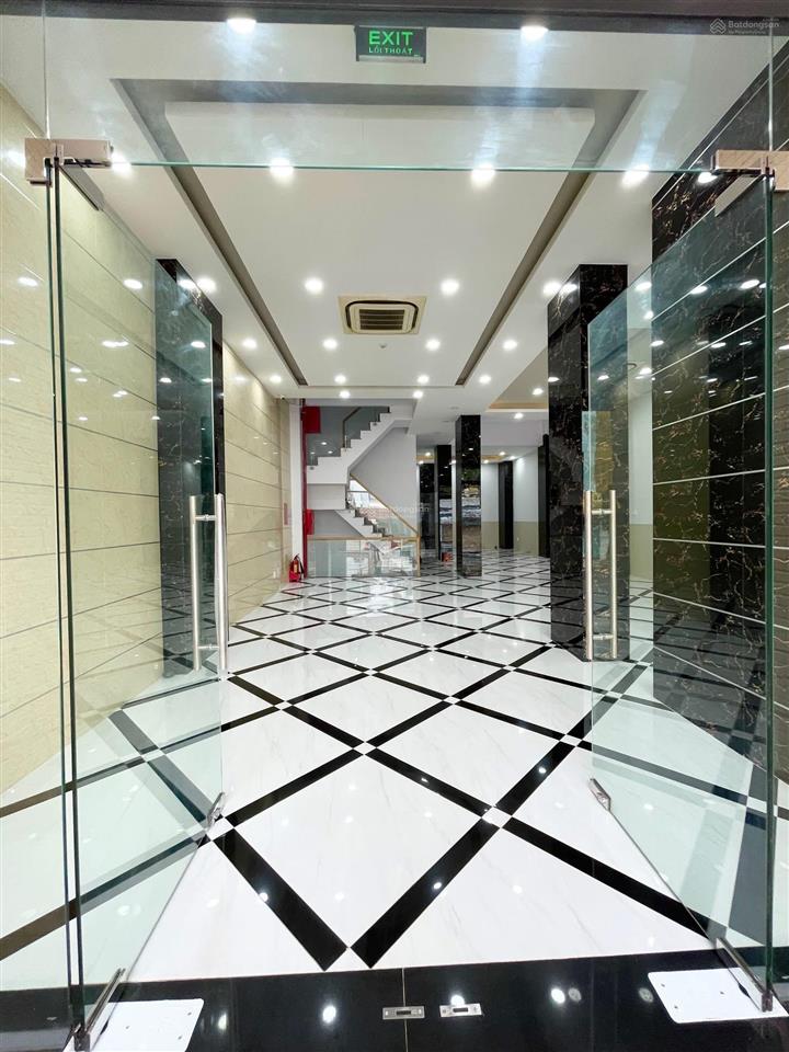 Toà nhà 514 lạc long quân 167m2 (8x21)m hầm 7 lầu  thang máy