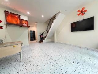 Nhà mới 2 tấm bình thới 50m2 (5x10)m  sau lưng căn mặt tiền