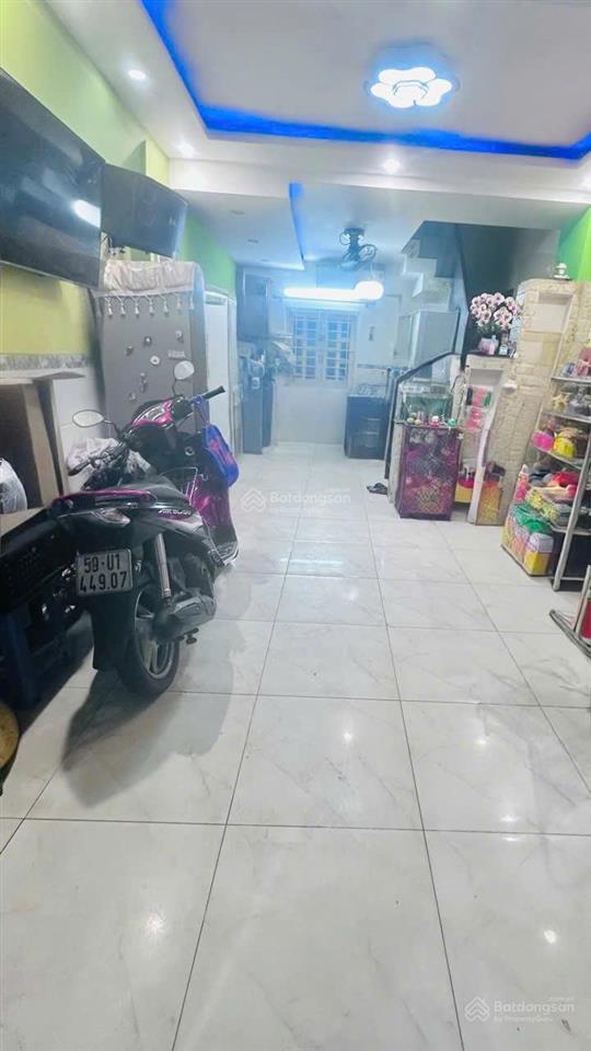 Nhà 5 tầng hàn hải nguyên  đường 8m cách mặt tiền 15m