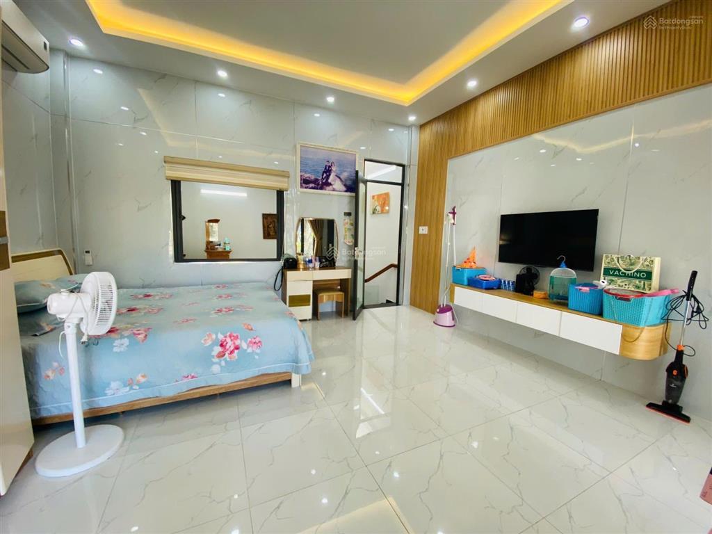 Bán nhà riêng tại bàu cầu 12, giá tốt 5,4 tỷ, 80m2, 3pn, 2wc, đà nẵng