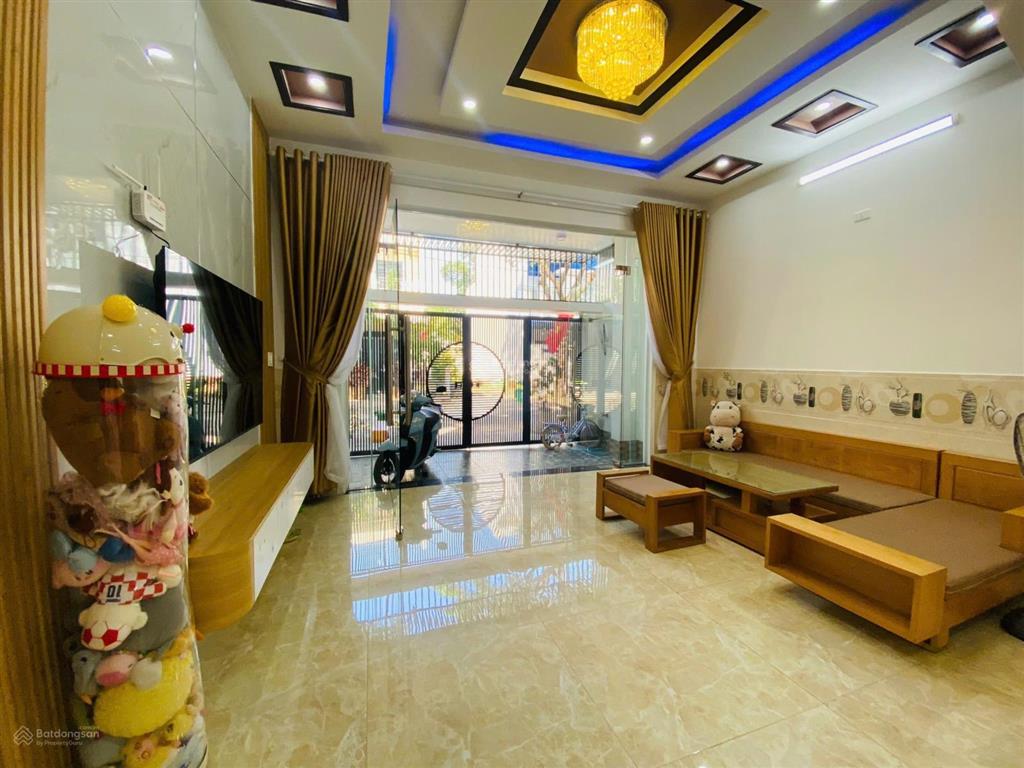 Bán nhà riêng tại bàu cầu 12, giá tốt 5,4 tỷ, 80m2, 3pn, 2wc, đà nẵng