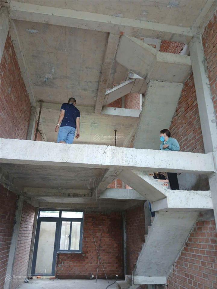 Chỉ 4.765 tỷ nhà phố đã có sổ hồng riêng 179.1m2 sàn bình chiểu, thủ đức